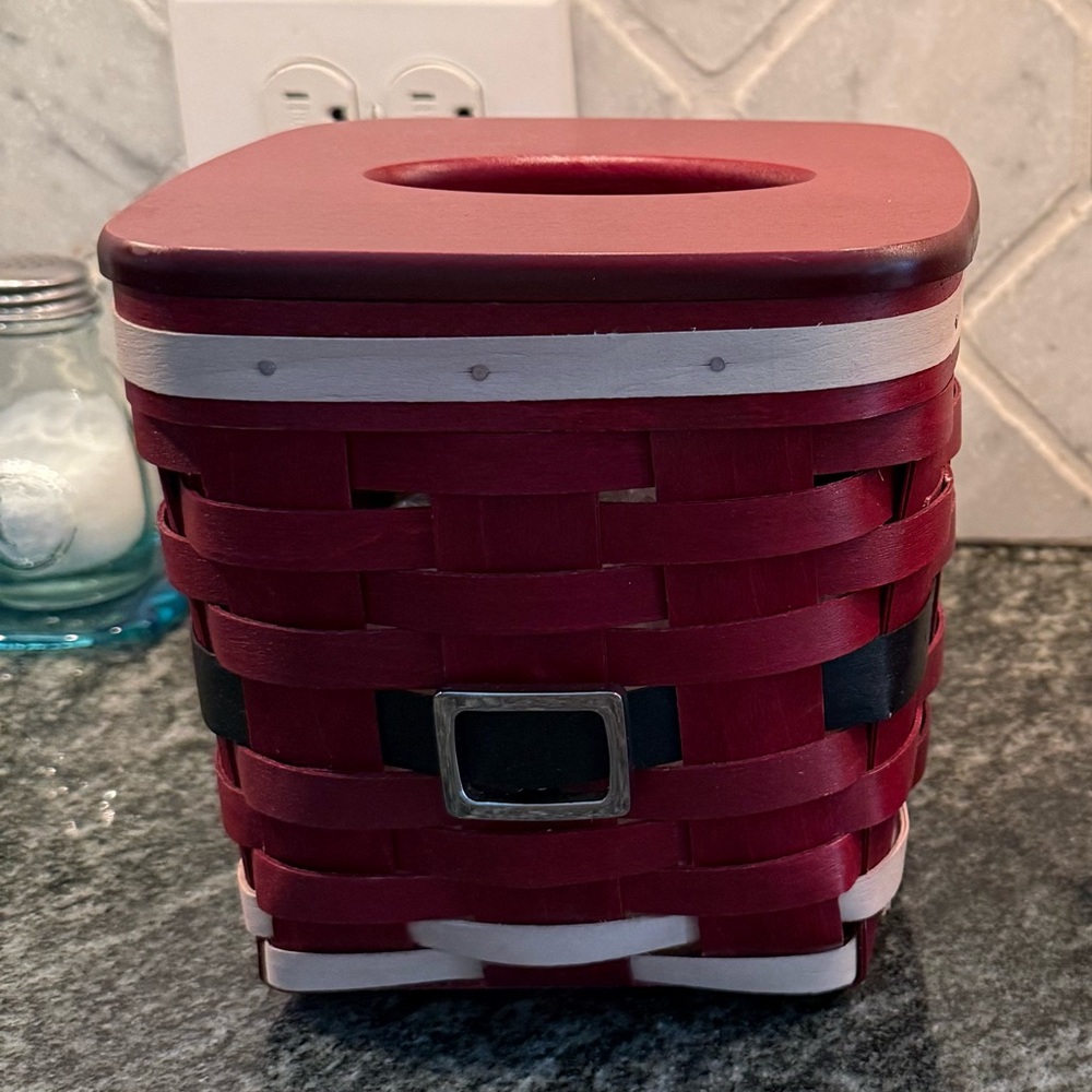 Longaberger Santa Collection Tissue Box Cover with Black Belt Accent
